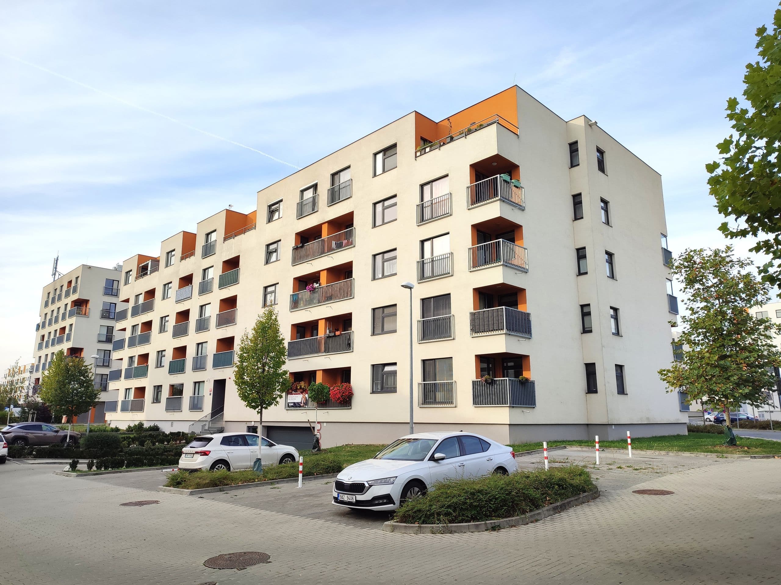 Prodej novostavby bytu 2+kk s lodžií, Praha - Uhříněves